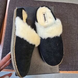 Sorel Women's Black and White Cozy Slippers